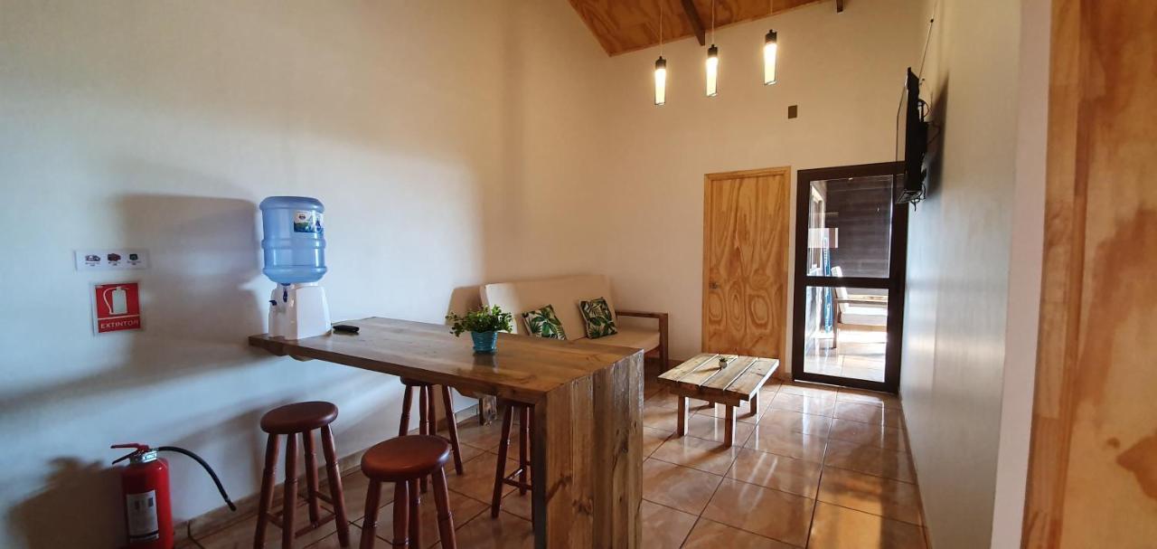 Apartamentos Tupuna Lodge Hanga Roa Eksteriør bilde